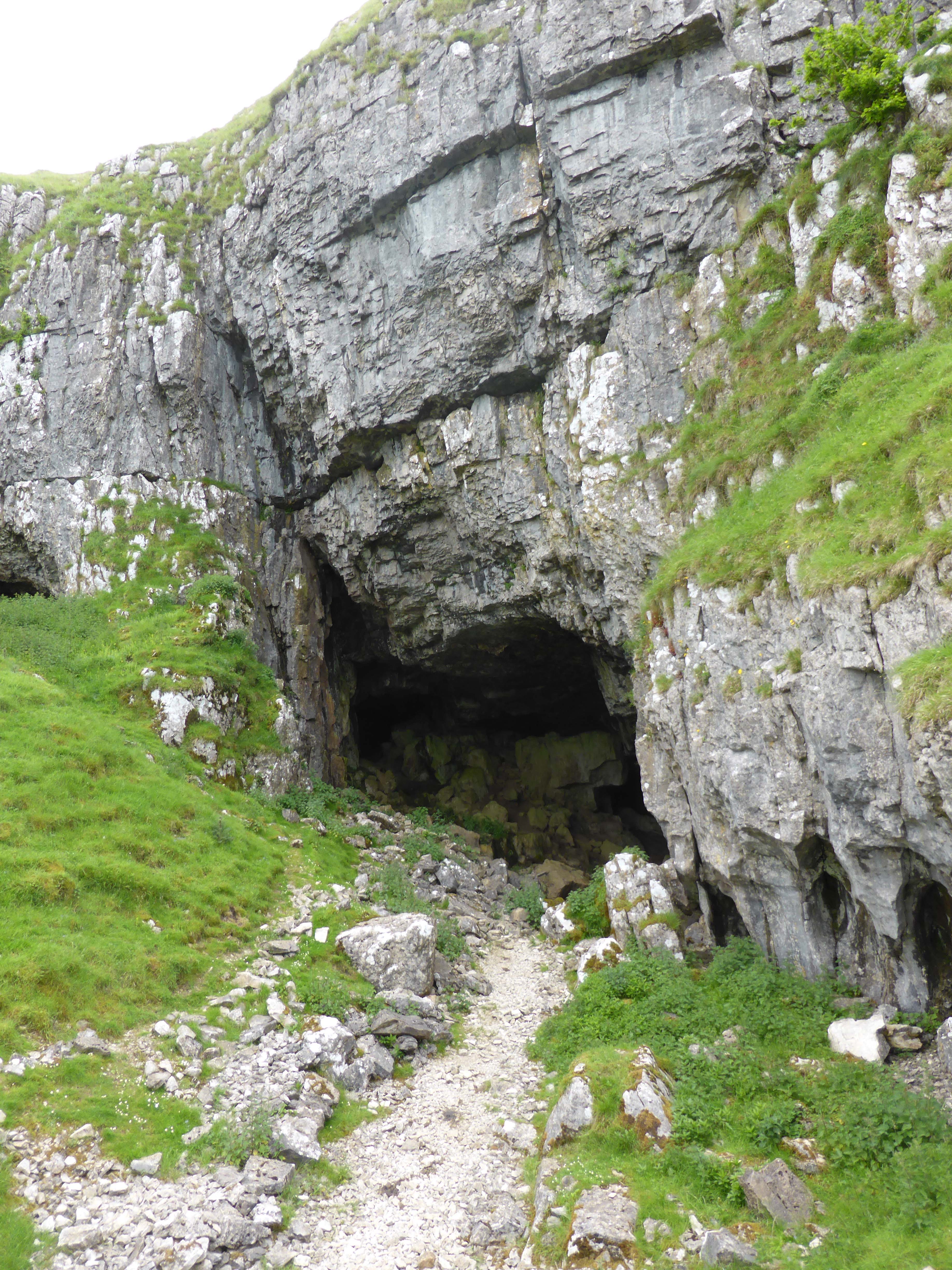Victoria Caves