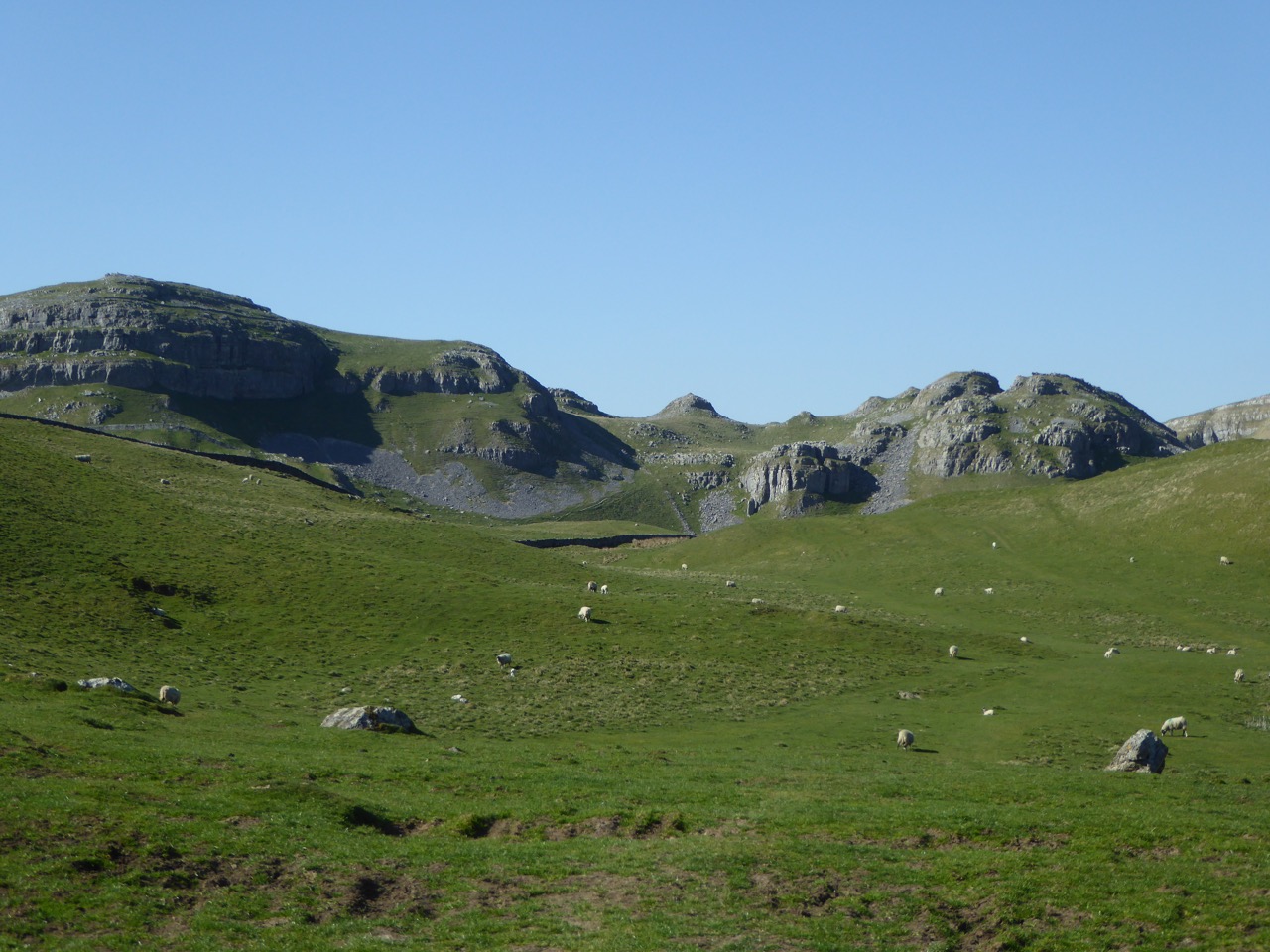 Settle to Victoria Cave